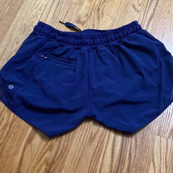 Lululemon shorts - Picture 2 of 3